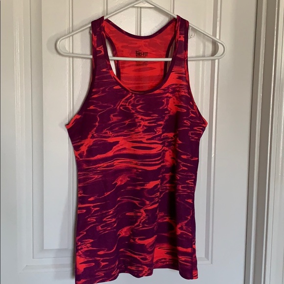 Nike Tops - Nike tank